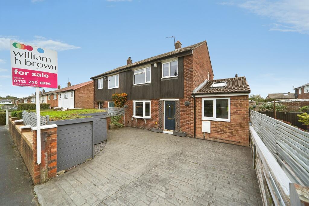 4-bed semi-detached on Raywood Close, Yeadon, Leeds, £270,000