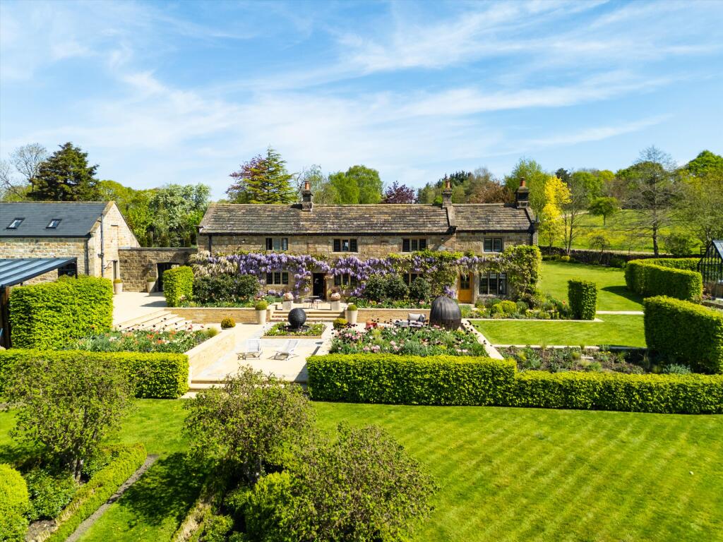 Main image of property: Howhill Quarry Road, Beckwithshaw, Harrogate, North Yorkshire HG3