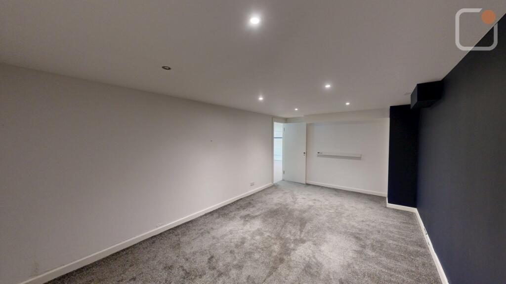 12 Arundel Street 17