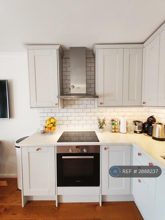 Main image of property: Cambridge, Cambridge, CB4
