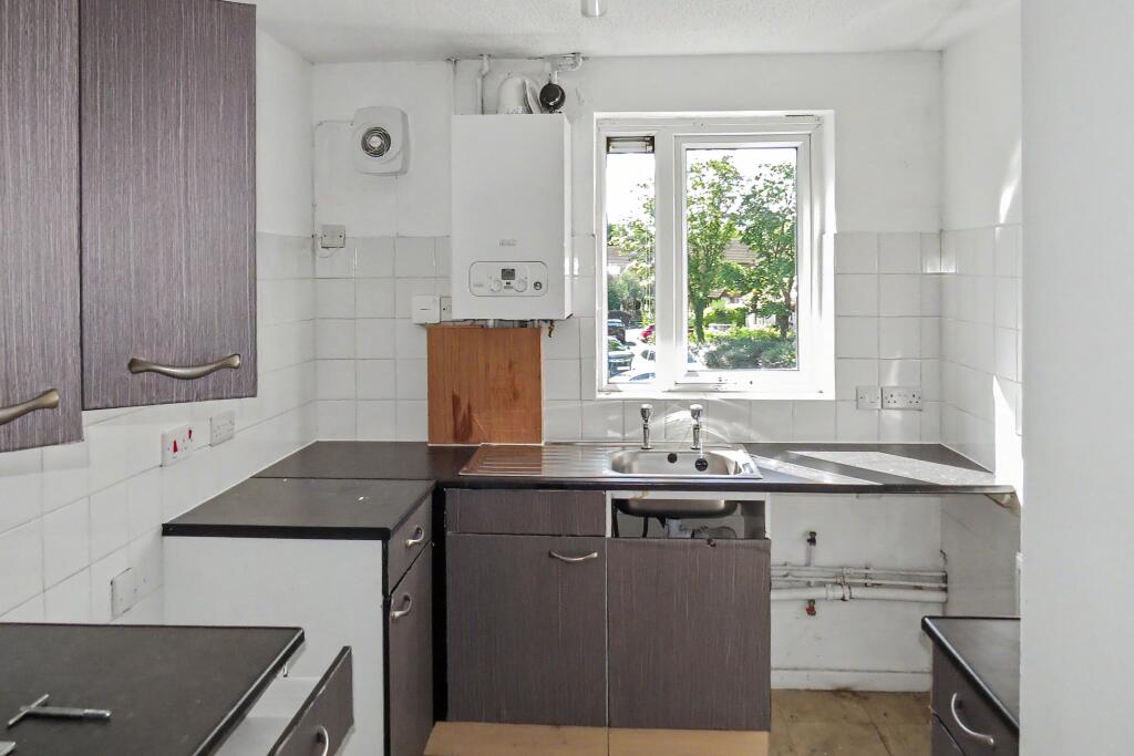 Apartment in Preston - View 2