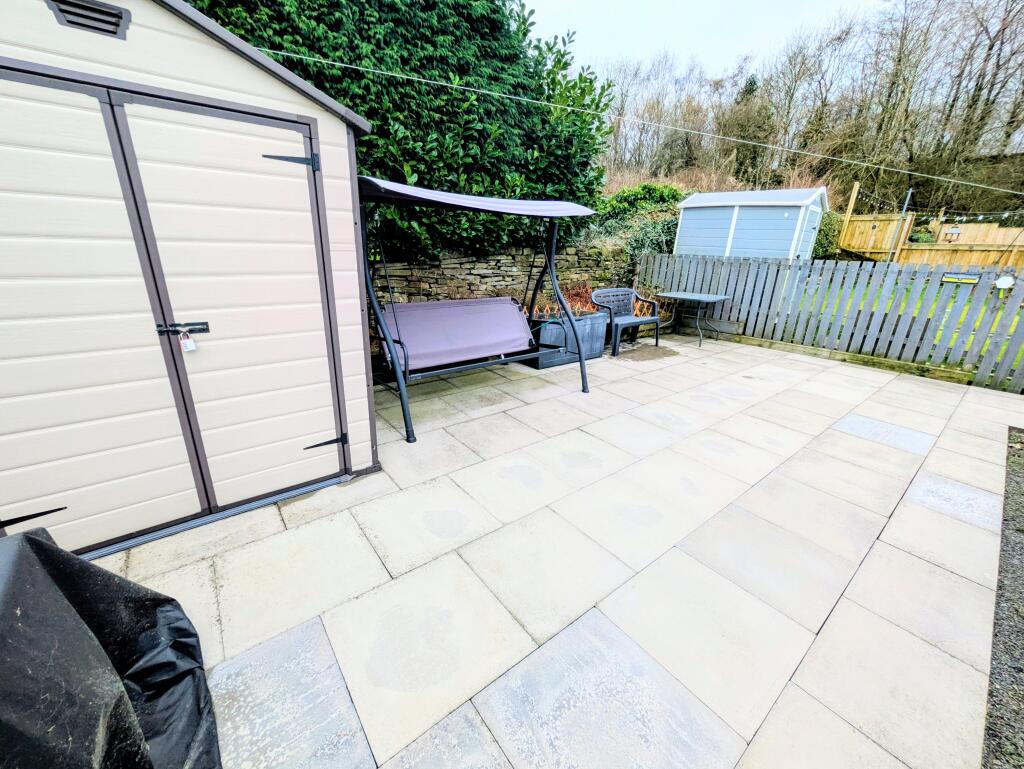 Additional image 27 of Frensham Grove, Bradford, BD7