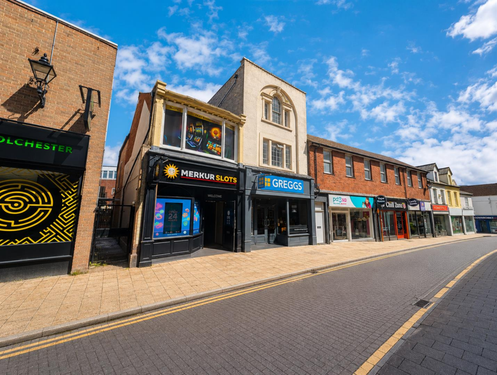 Apartment in Colchester, New Town - View 4