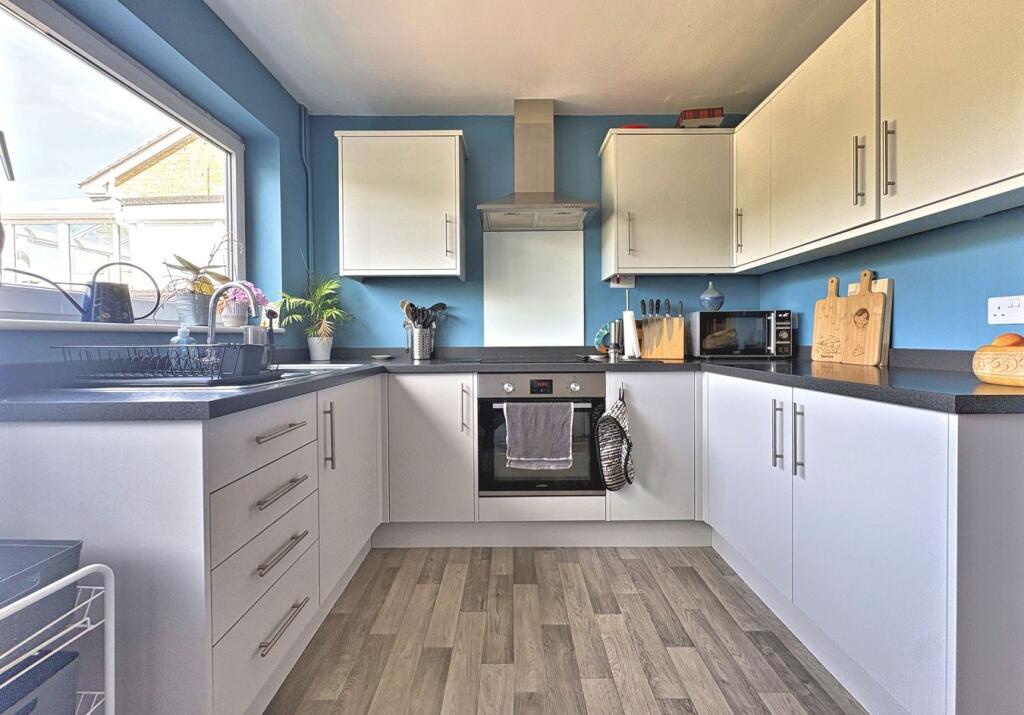 House in Stroud, Coombe, Wotton-under-Edge - More