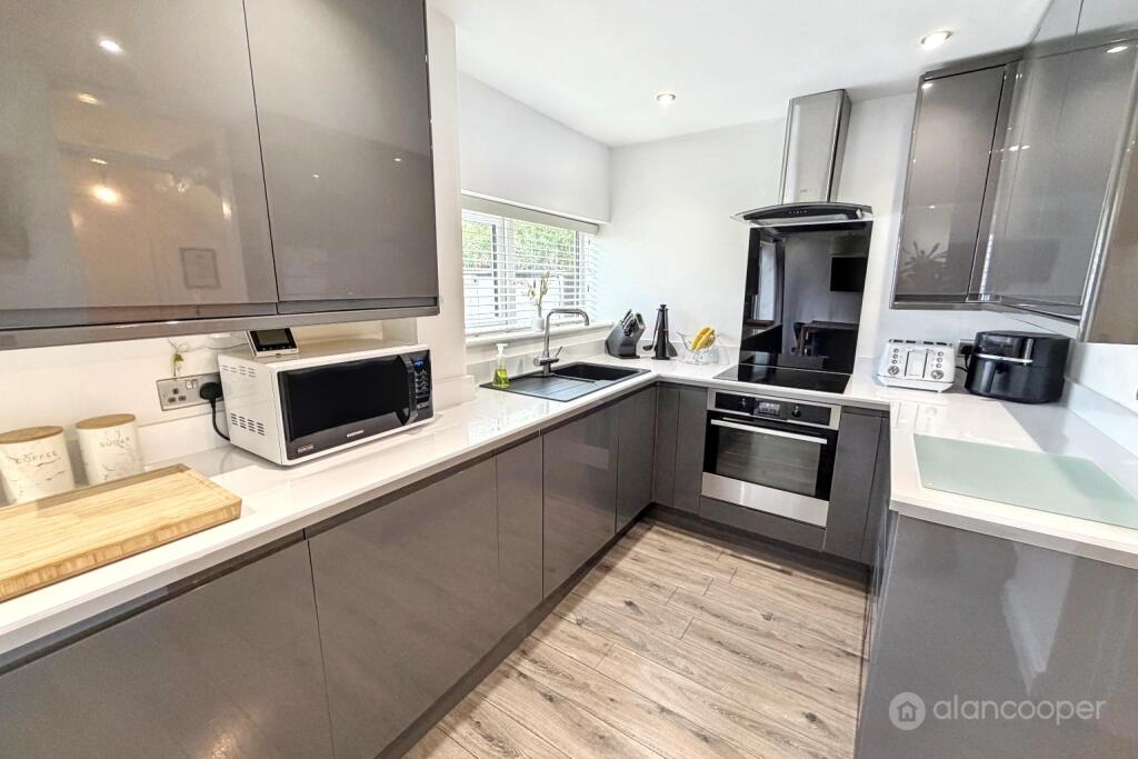 Somerset Drive, Lindley Park, Nuneaton, CV10 8DD - View 6