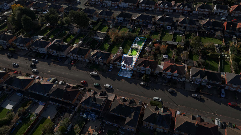 Turnbull Drive, Leicester, Leicestershire photo 3