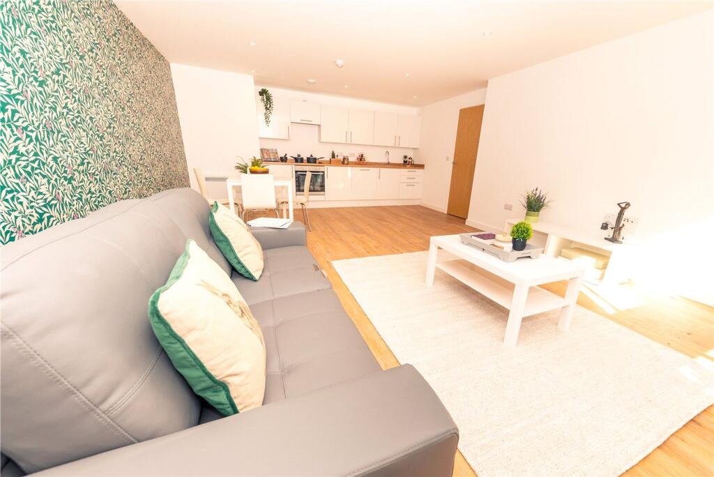 Apartment in Manchester, Greater Manchester - View 2