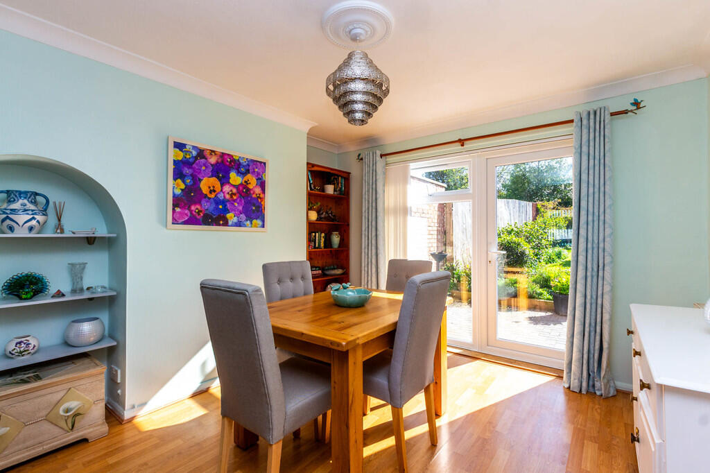 House in Rushden, North Northamptonshire - View 5