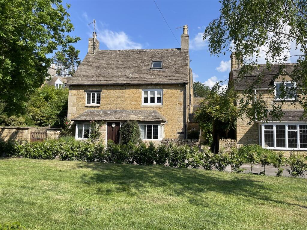 Main image of property: Clapton Row, Bourton-On-The-Water, Cheltenham