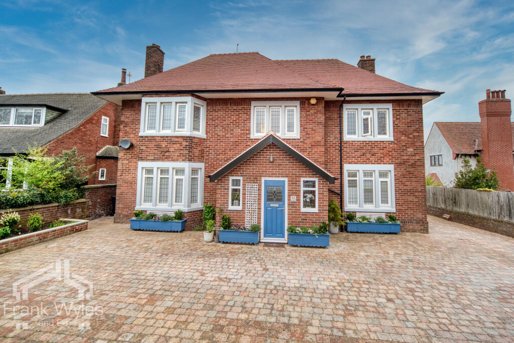 Main image of property: St. Thomas Road, Lytham St. Annes, Lancashire