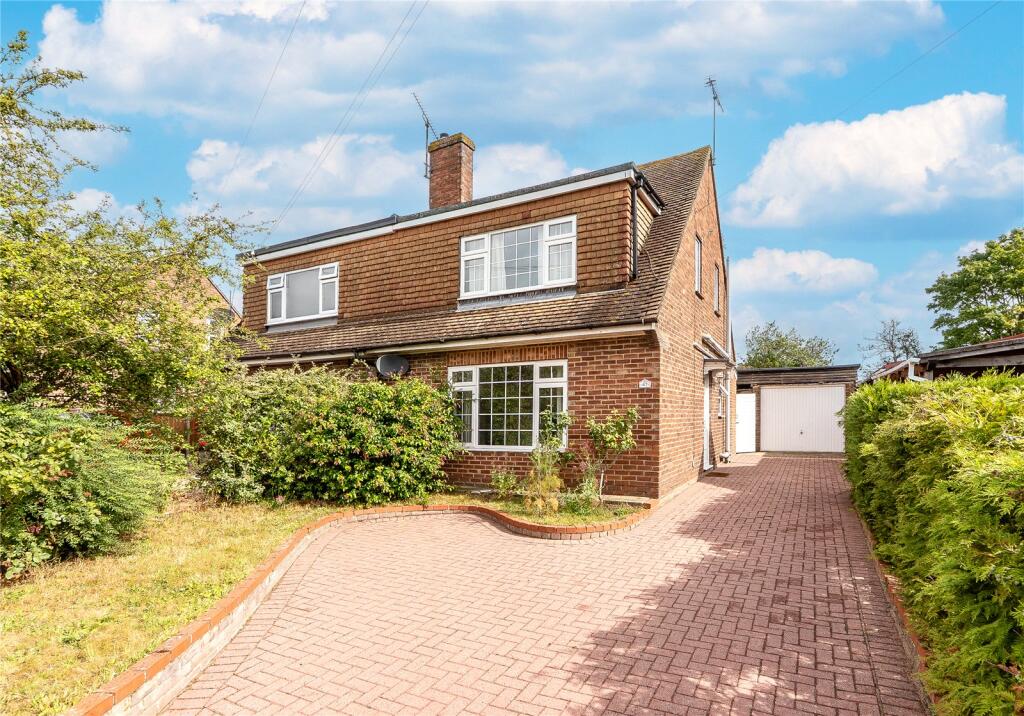 Main image of property: Edwin Road, Didcot, Oxfordshire, OX11