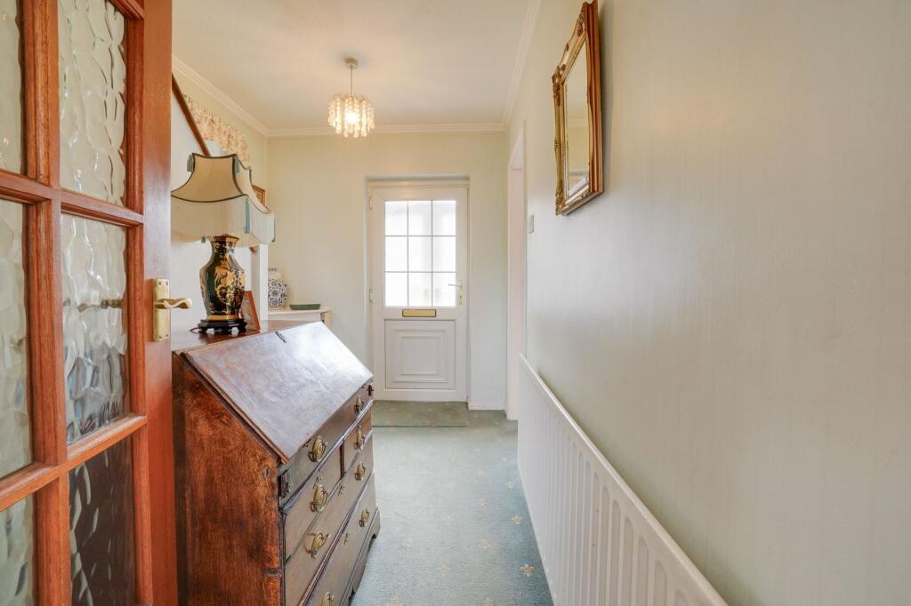 House in Oadby and Wigston, Leicestershire - More