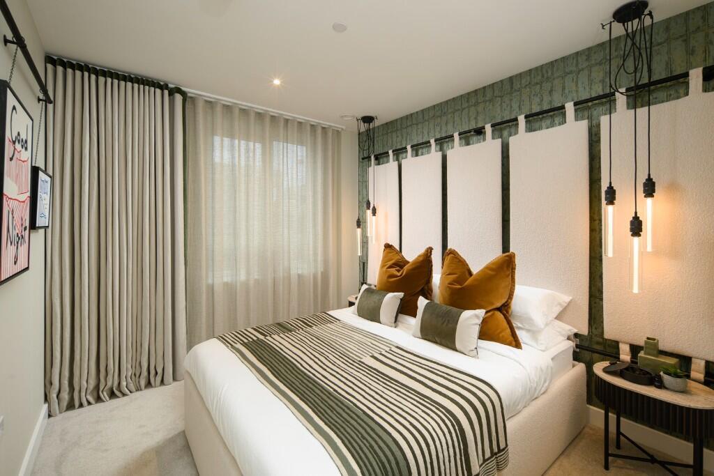 Main image of property: Lombard Square Sales & Marketing Suite
2 Southlake Road
London
SE28 0FX