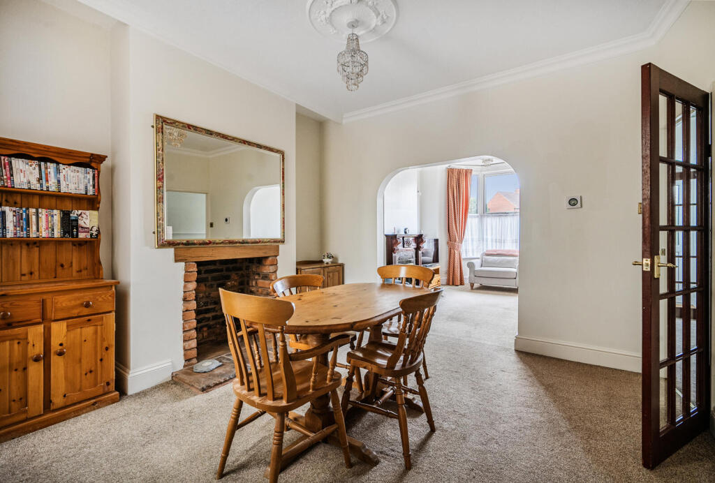 House in Taunton - View 5