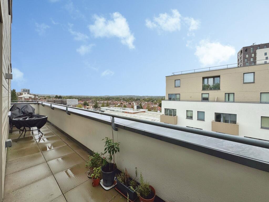 Apartment in London - View 4