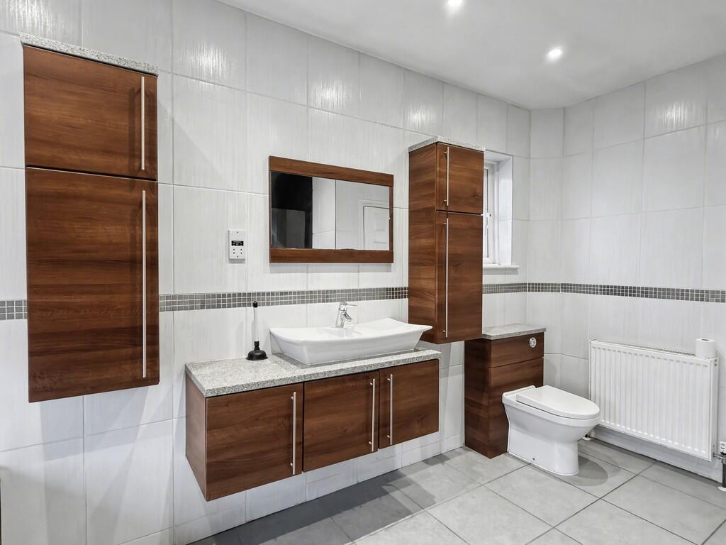 Additional image 14 of Lodge Close, Penn Hill 