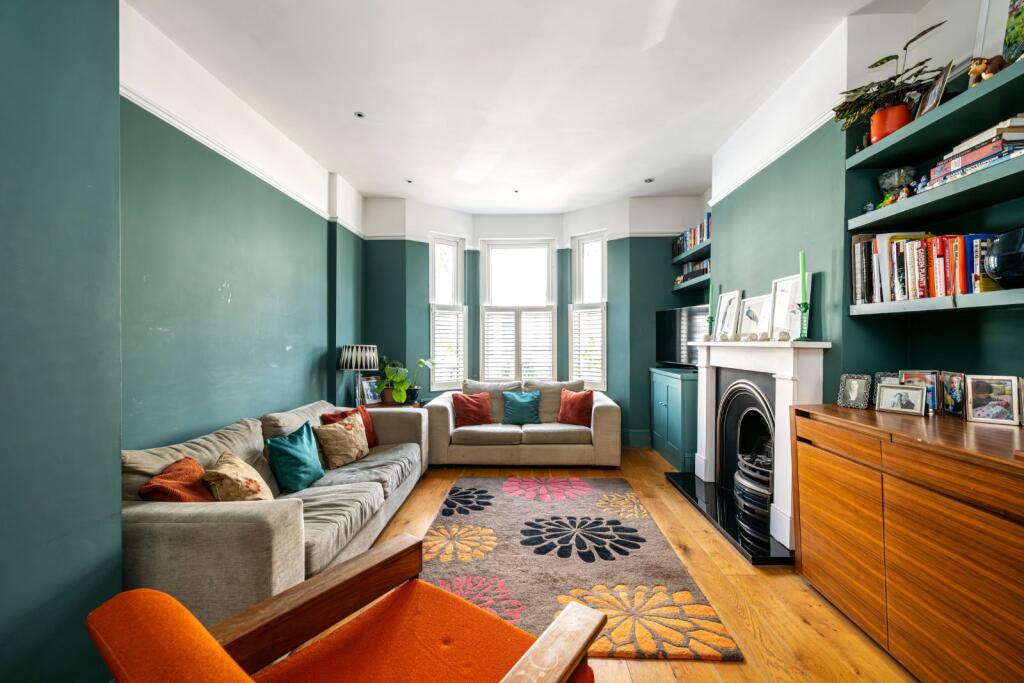 Main image of property: Purves Road