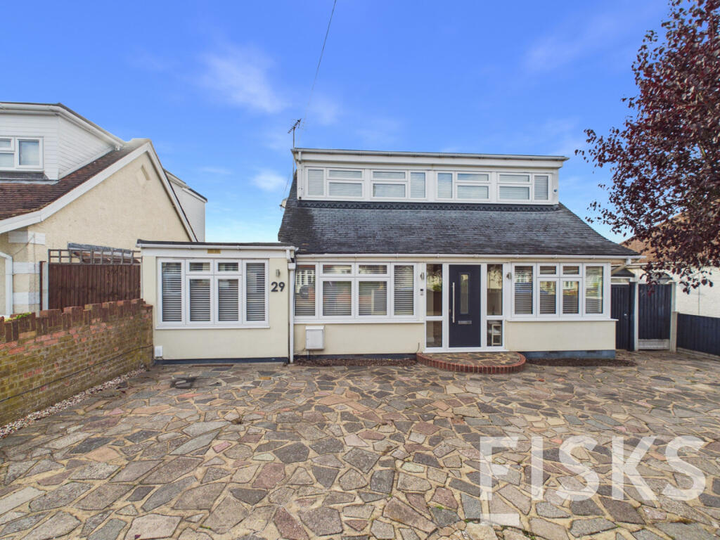Main image of property: Northern Avenue, Benfleet, SS7