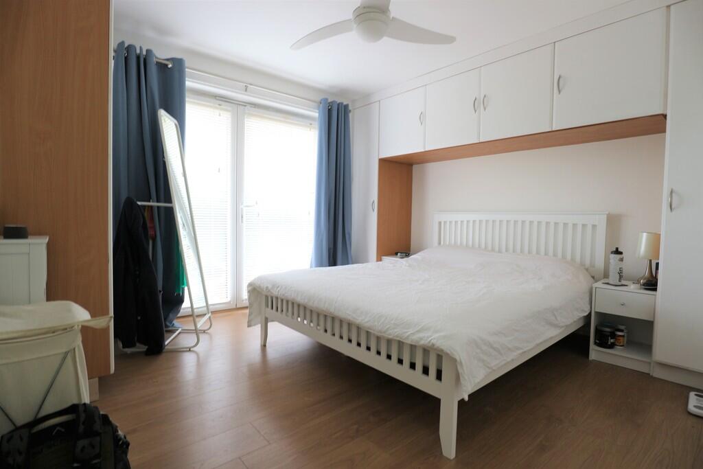 Apartment in Brighton - View 5