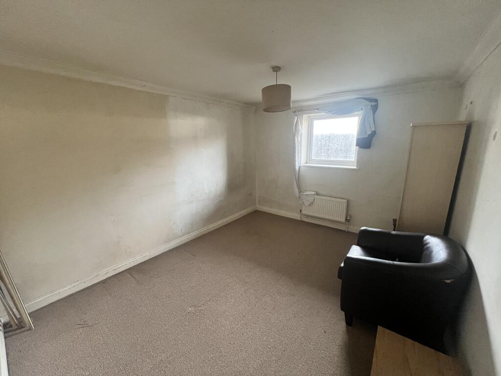 Apartment in Plymouth - View 4