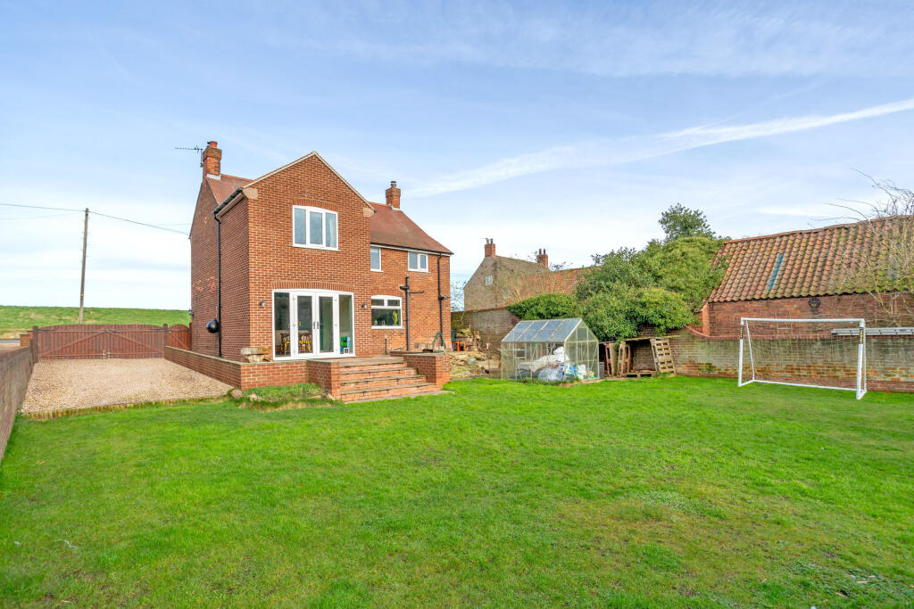 Main image of property: Main Street, Whitgift, DN14