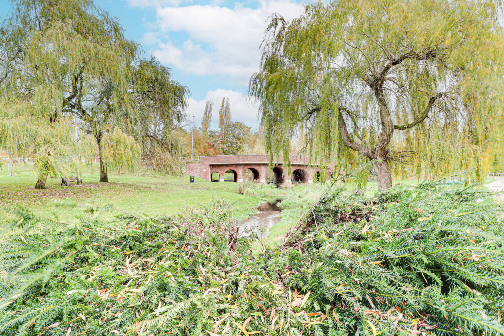 Additional image 19 of Waterside, London Colney, AL2