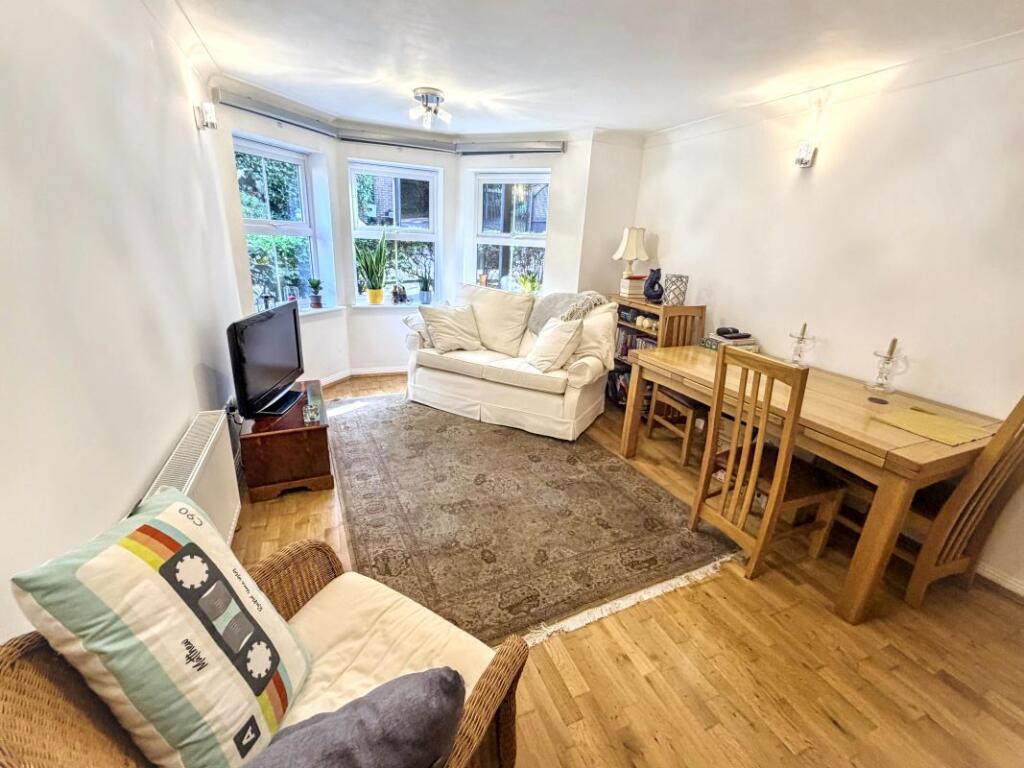 Apartment in Dacorum, Berkhamsted - View 2