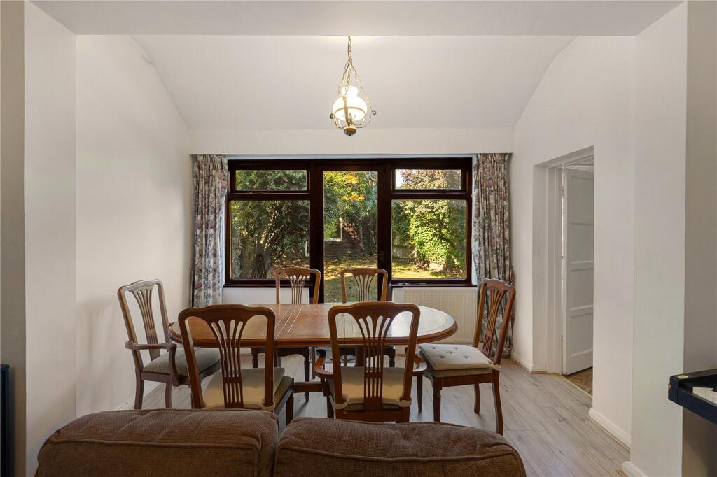 House in London - View 5