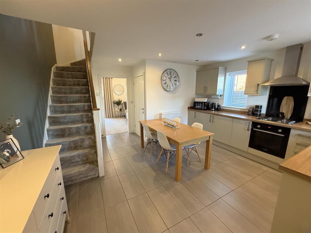 Coltman Drive, Loughborough, Leicestershire photo 2