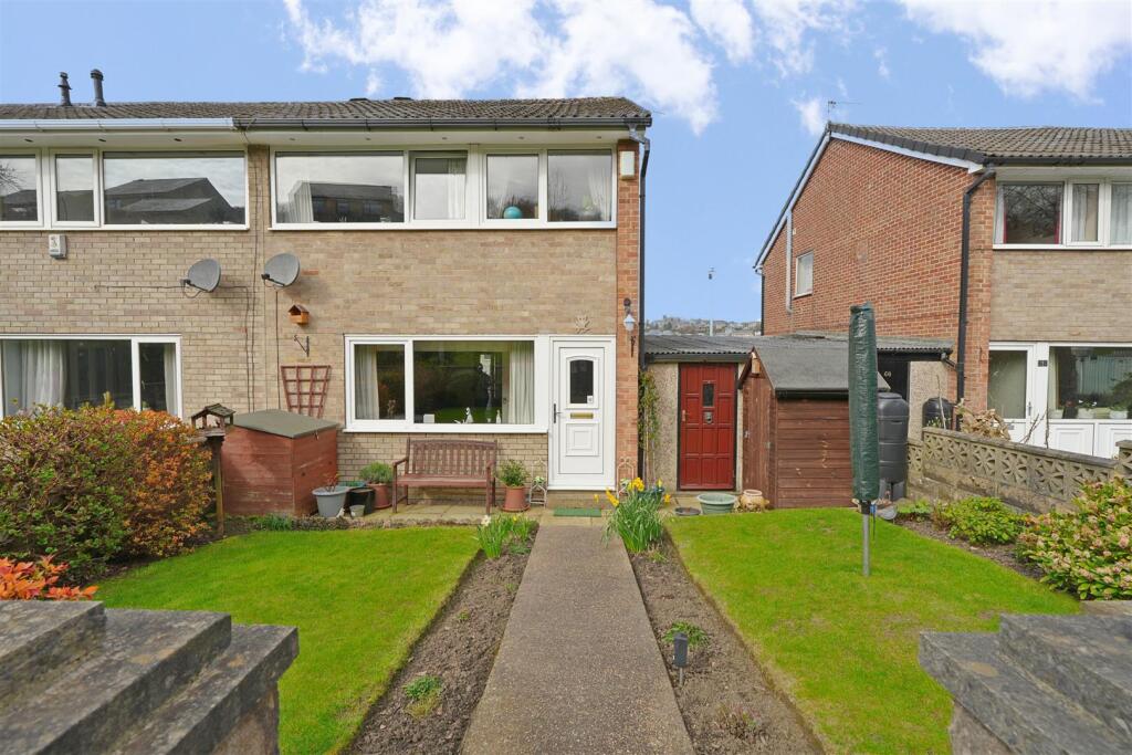 Main image of property: Greenroyd, Greetland, Halifax