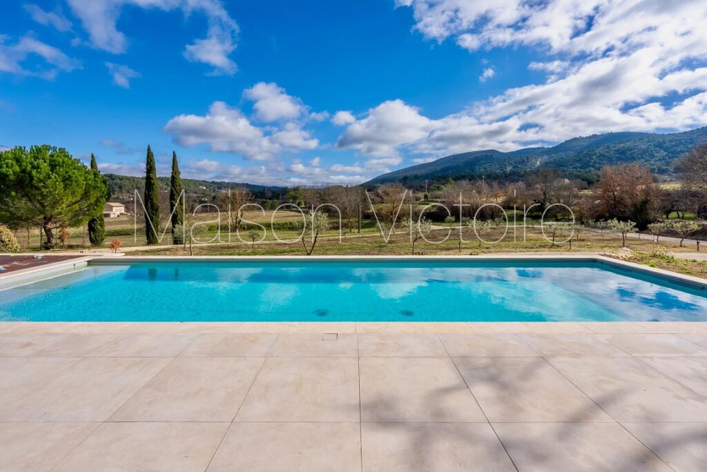 Main image of property: Provence-Alps-Cote d`Azur, Vaucluse, Ménerbes