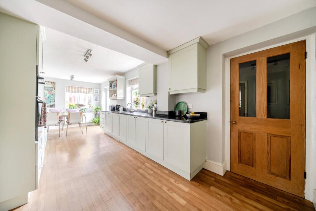 House in Waverley, Farnham - View 2