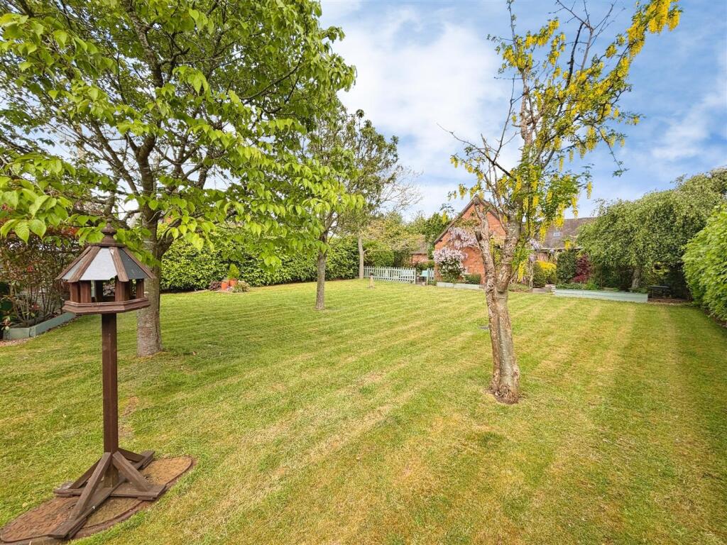 Main image of property: Chantry Heath Lane, Stoneleigh, Coventry