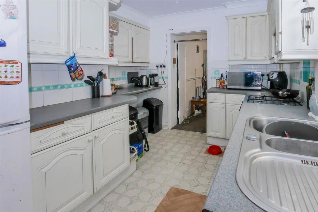 House in Arun, Wick, Littlehampton - View 5