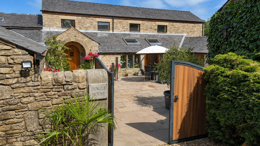 House in Bolton, North Turton - View 4