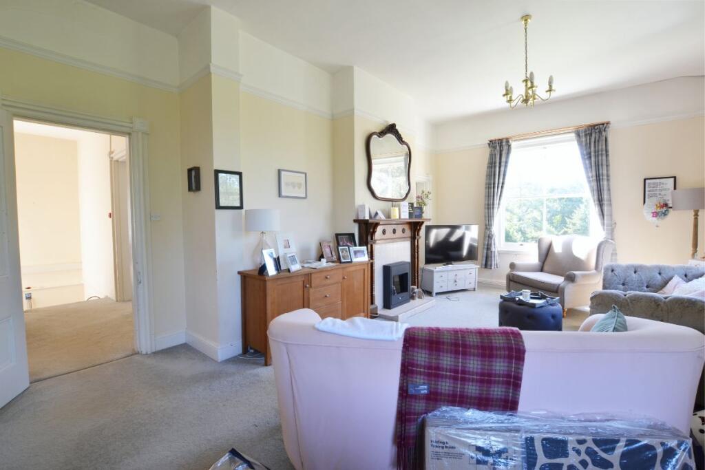 Apartment in Worcester - View 2