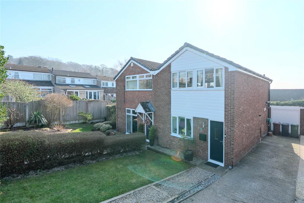 Main image of property: Dale Park Gardens, Leeds, West Yorkshire