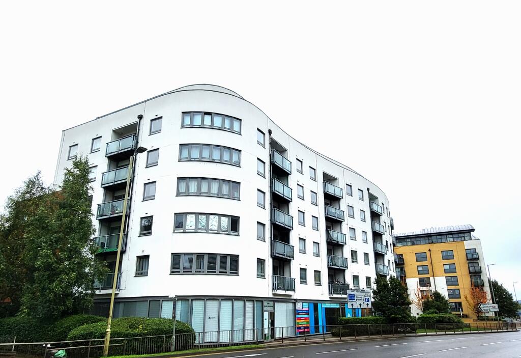 Main image of property: 29 Loates Lane, Watford, WD17