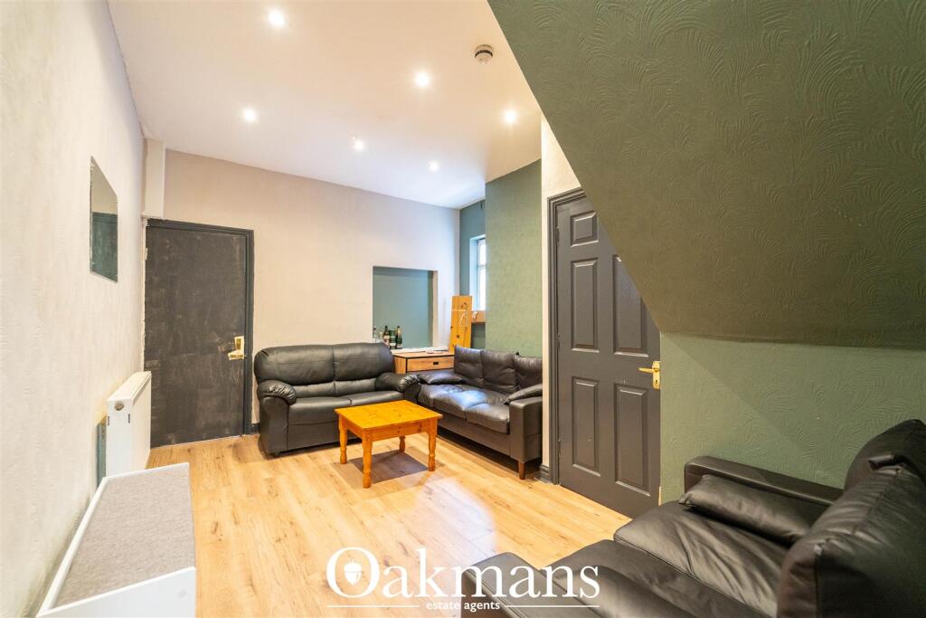 5 bedroom house for rent