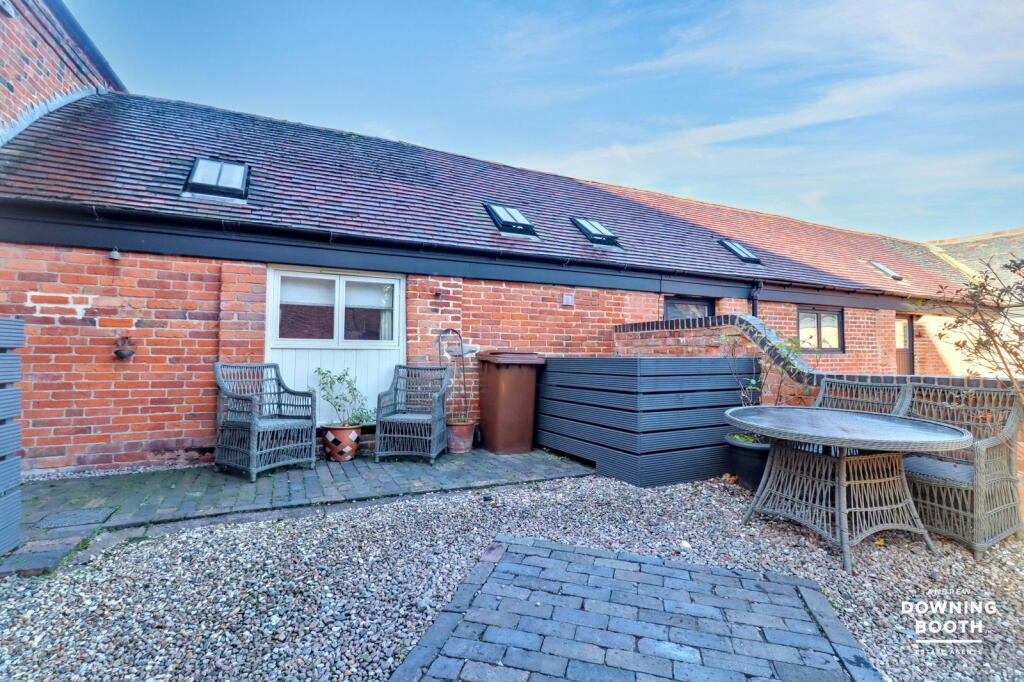 Additional image 25 of Wishbone Barn, Main Road, Haunton, B79 9HN - Beautifully Presented Barn Conversion