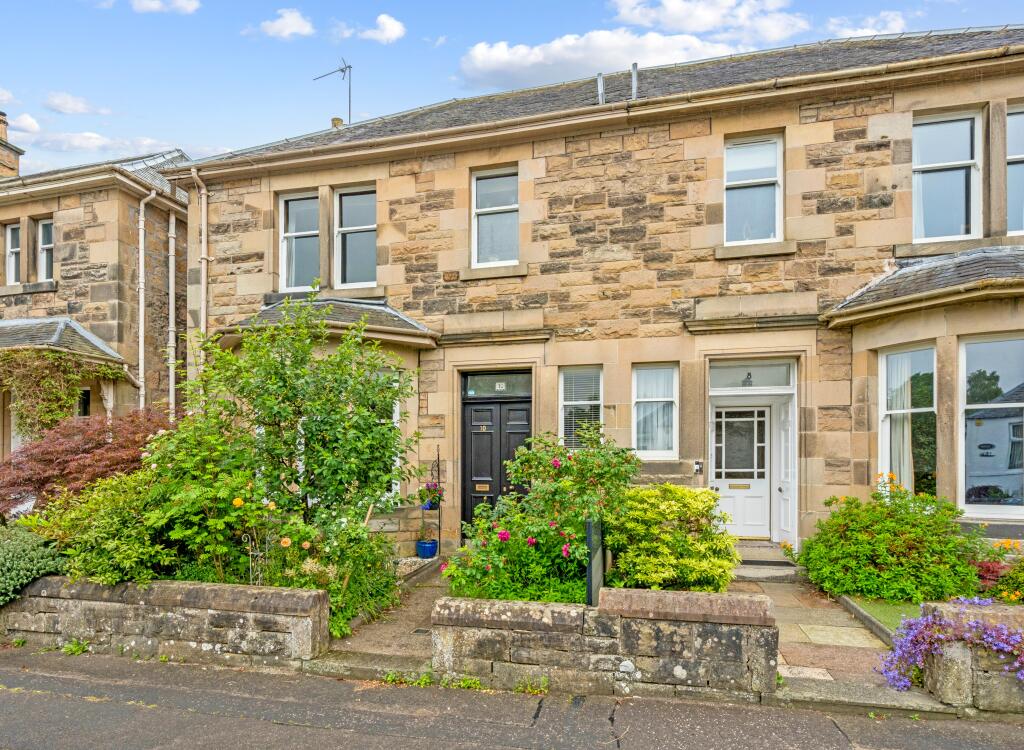 House in Falkirk