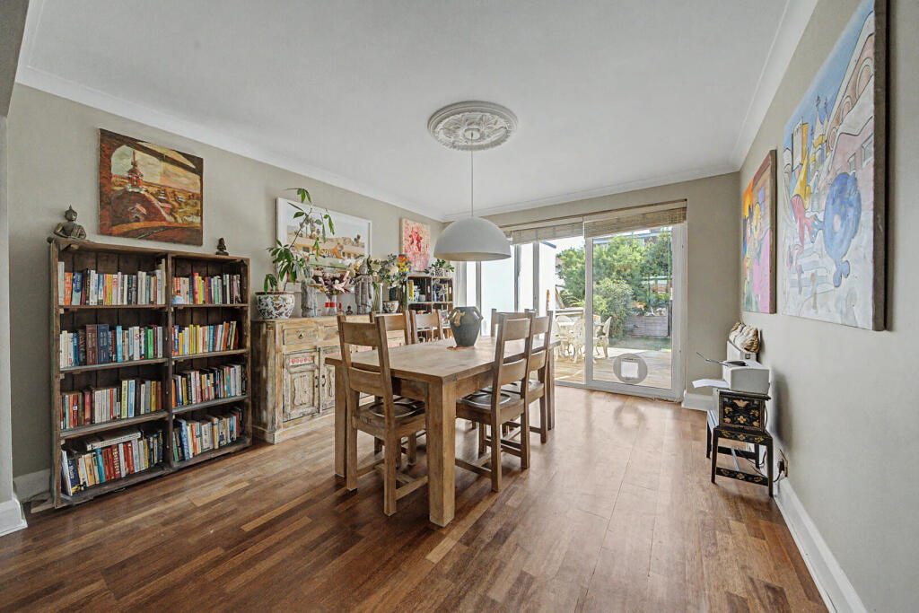 House in Brighton - View 5