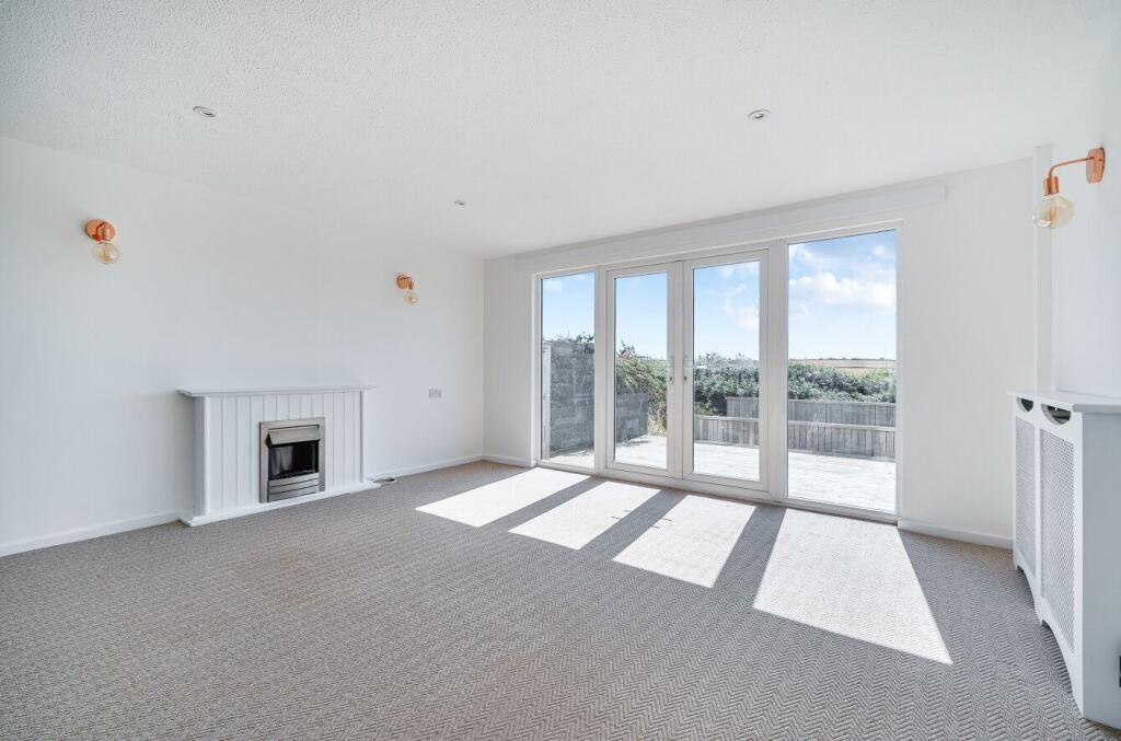 House in Torquay - More