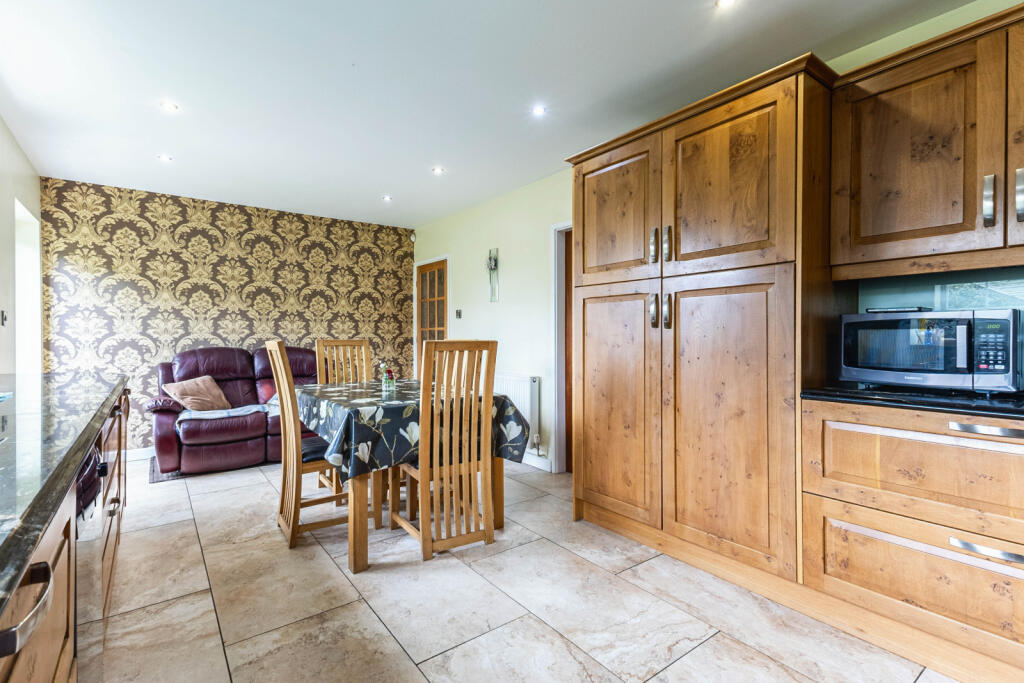 House in Wakefield, Woolley - View 5