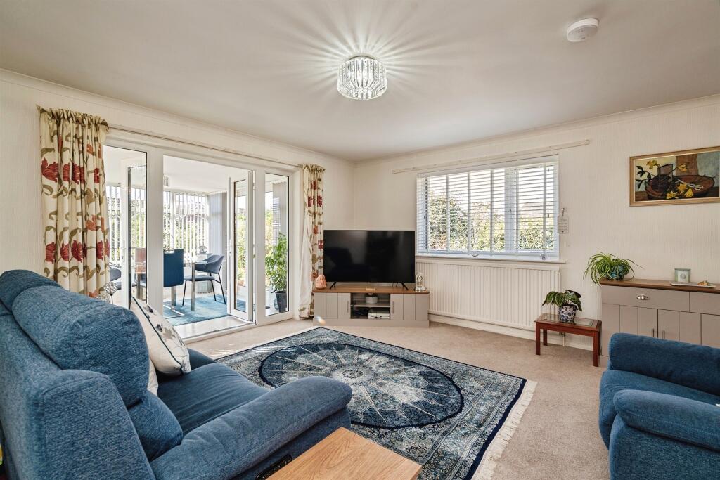 House in Ipswich - View 3