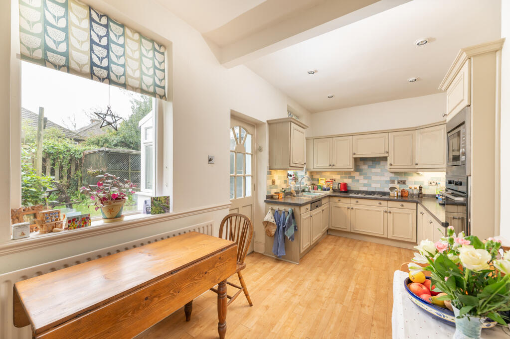 Additional image 8 of Kings Grove, Bingley, West Yorkshire, BD16