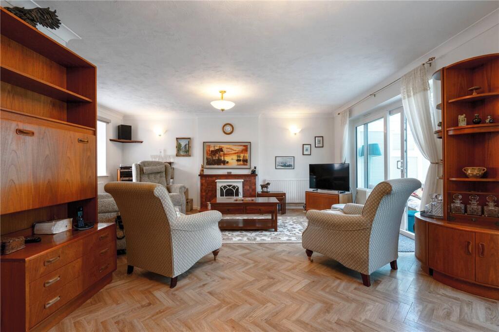 House in Ipswich - View 5
