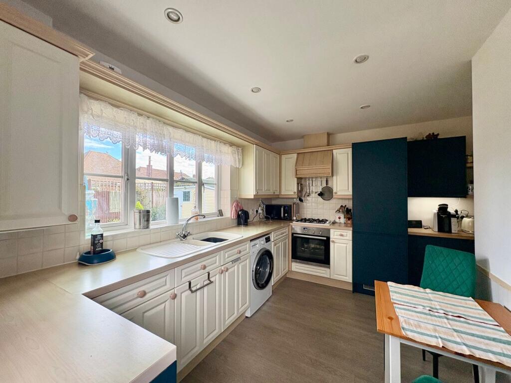 House in Tonbridge - View 5