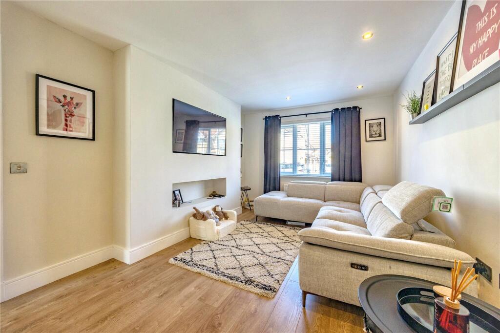 Poynters Road, Broxburn, West Lothian, EH52 photo 3
