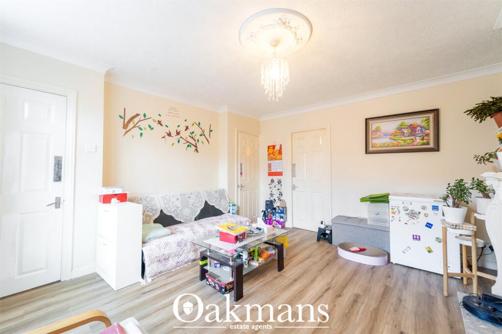 House in Birmingham, West Midlands - More